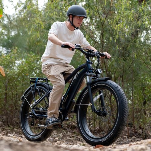 Riding a DiroDi electric bike